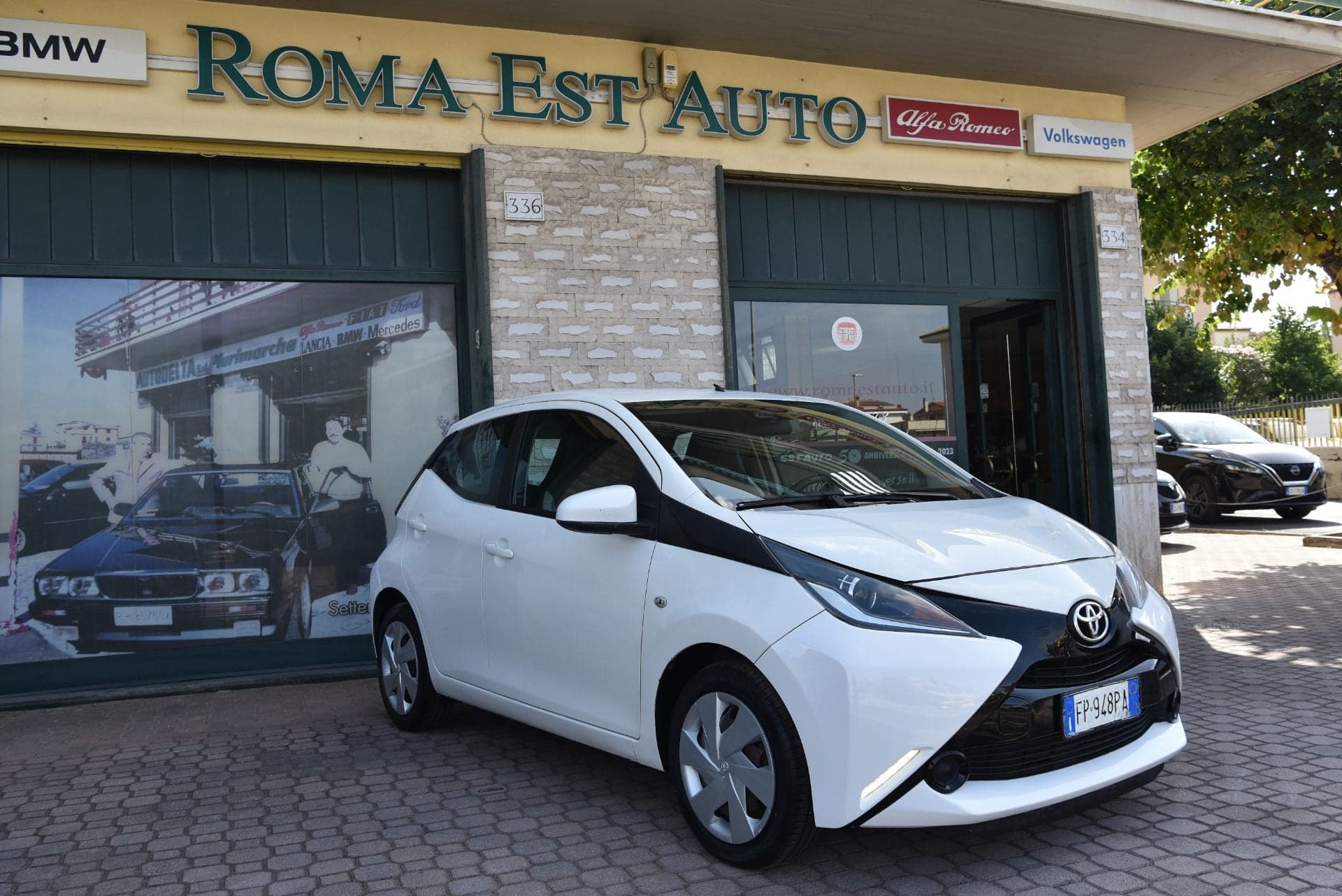 Toyota Aygo Aygo 1.0 x-play m-mt 51 Kw 69 cv · miniatura foto 5